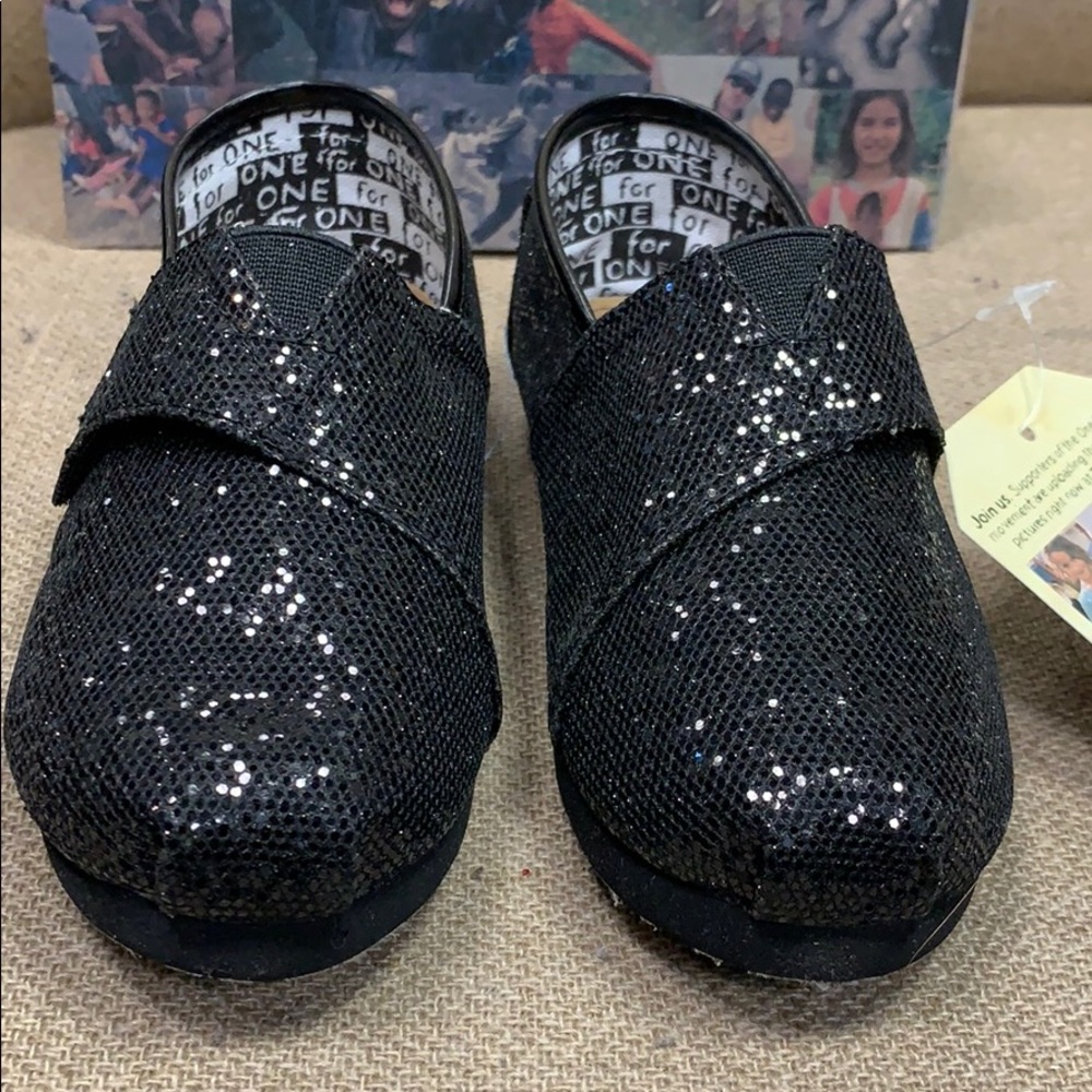 Toms black glitter shoes girls 10